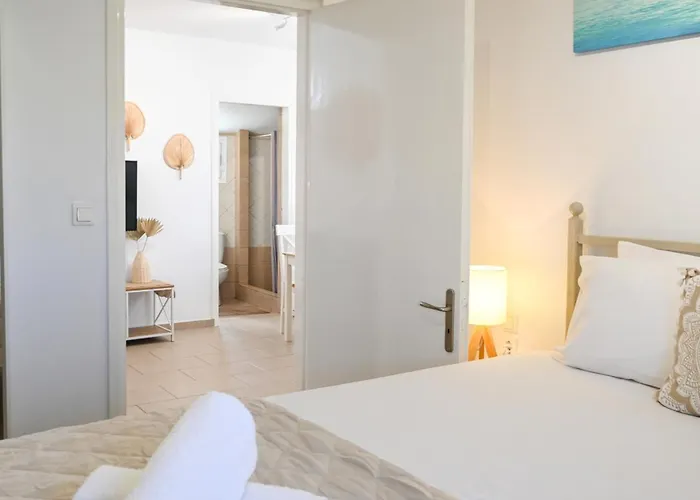 Jenny Sam Renovated House For 5 Near Center And Be *