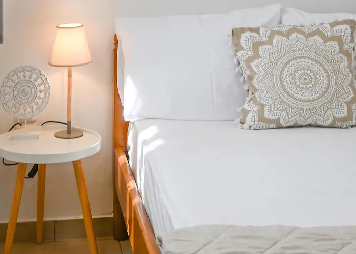 Jenny Sam Renovated House For 5 Near Center And Be Σπίτι διακοπών *