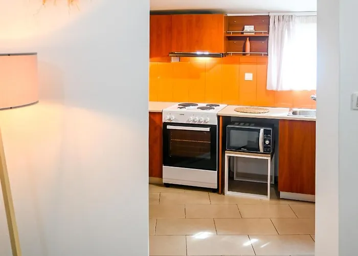 Jenny Sam Renovated House For 5 Near Center And Be Σπίτι διακοπών *