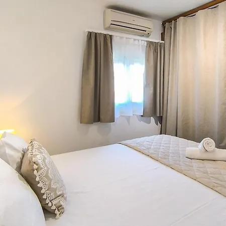 Сasa de vacaciones Jenny Sam Renovated House For 5 Near Center And Be Skiathos