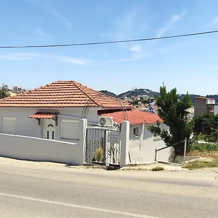 Jenny Sam Renovated House For 5 Near Center And Be Dom wakacyjny Skiatos