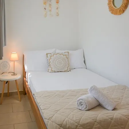 Jenny Sam Renovated House For 5 Near Center And Be * Skiatos